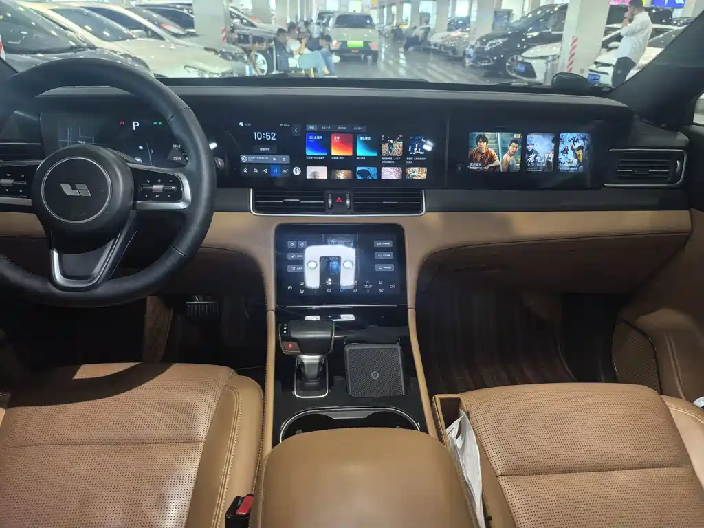 Li Auto Li ONE — миниатюра 7