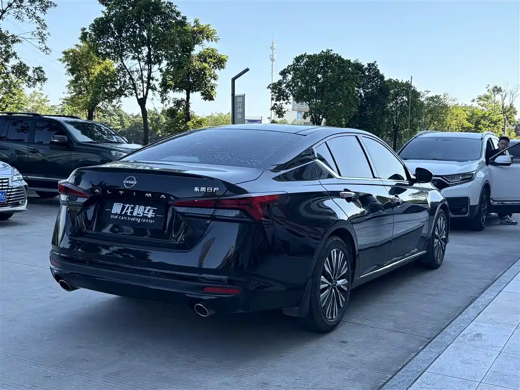Nissan Teana — миниатюра 9