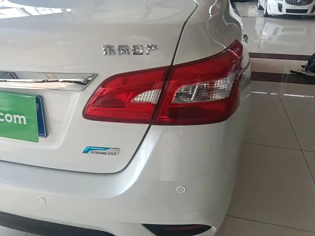 Nissan Sylphy — миниатюра 8