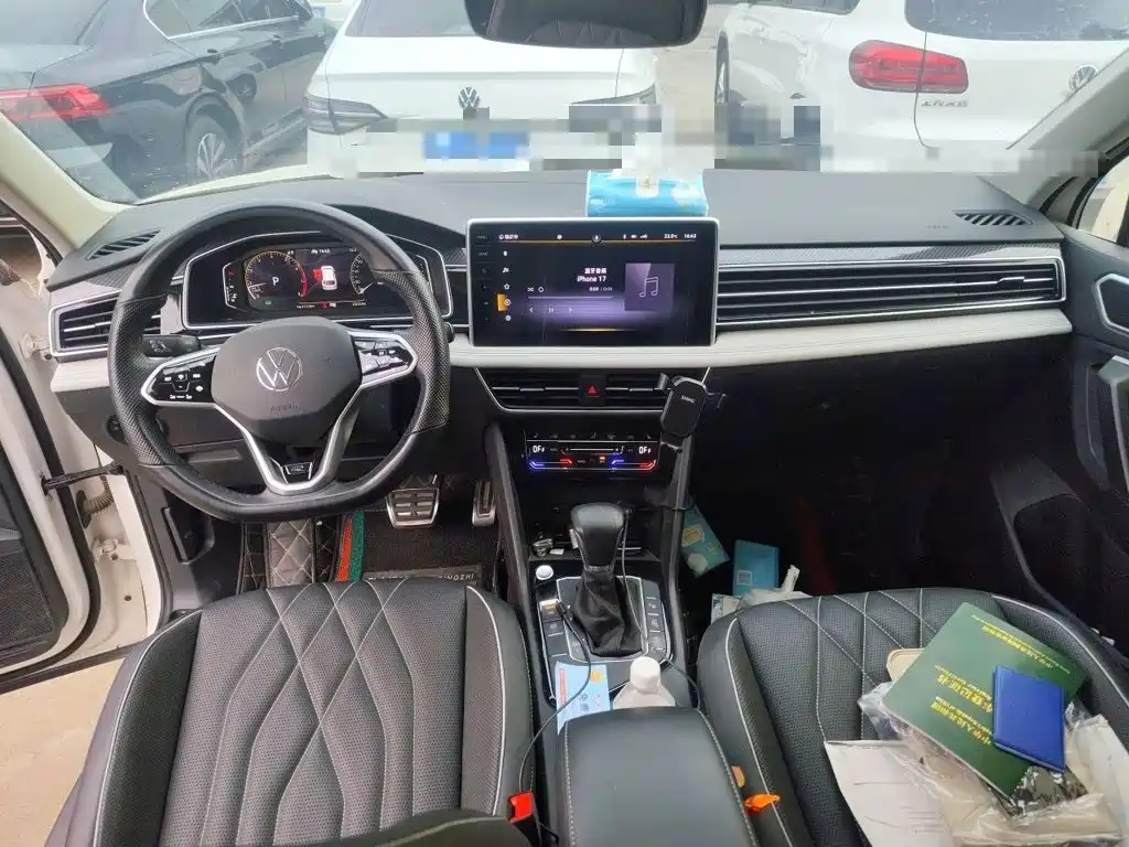 Volkswagen Tiguan L — миниатюра 13