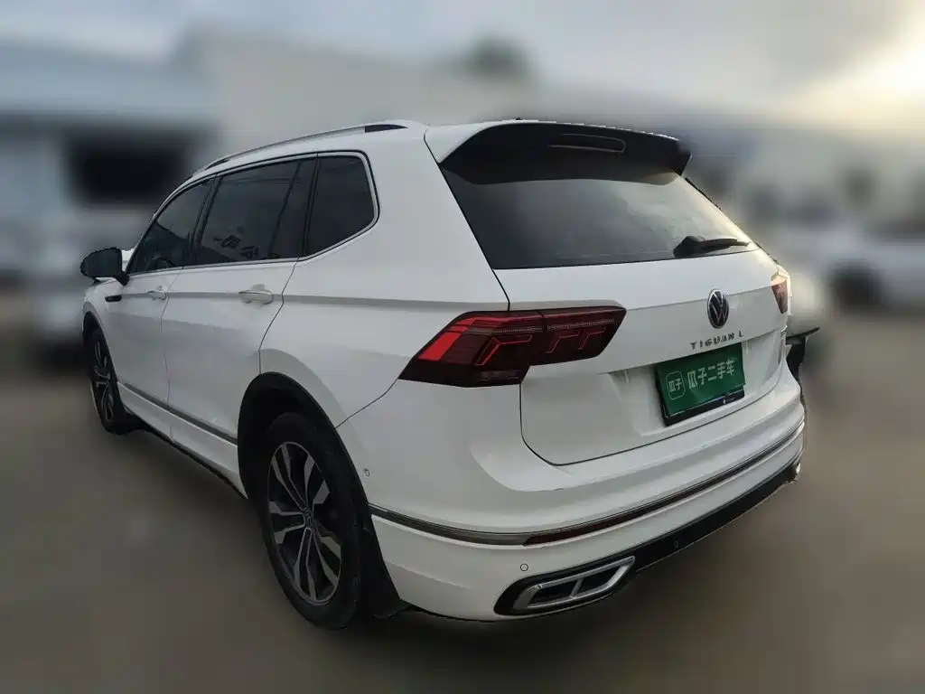 Volkswagen Tiguan L — миниатюра 25