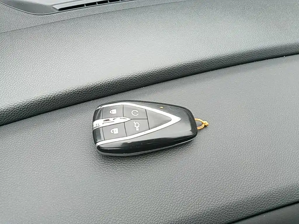 Changan Eado — миниатюра 9