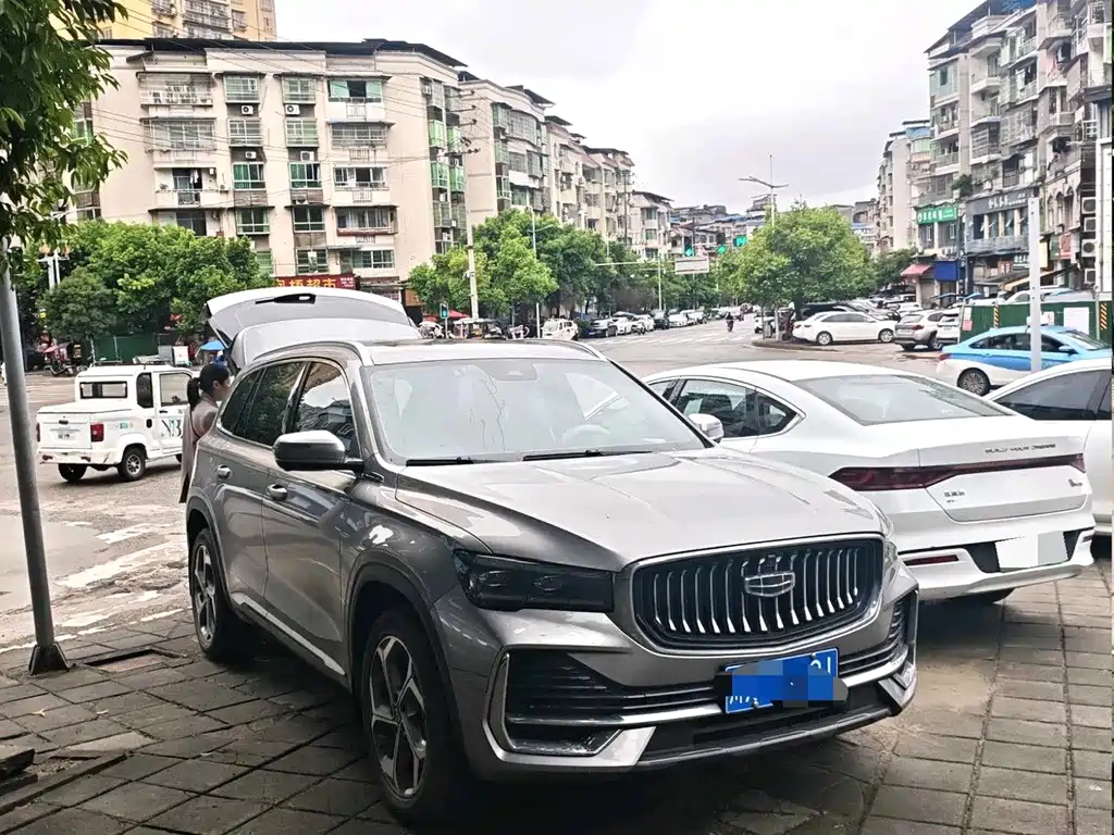 Geely Xingyue L — миниатюра 2