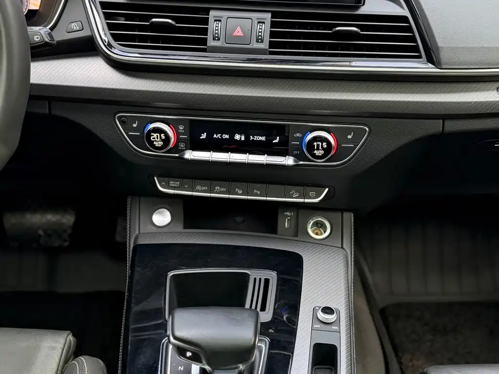 Audi Q5L — миниатюра 11