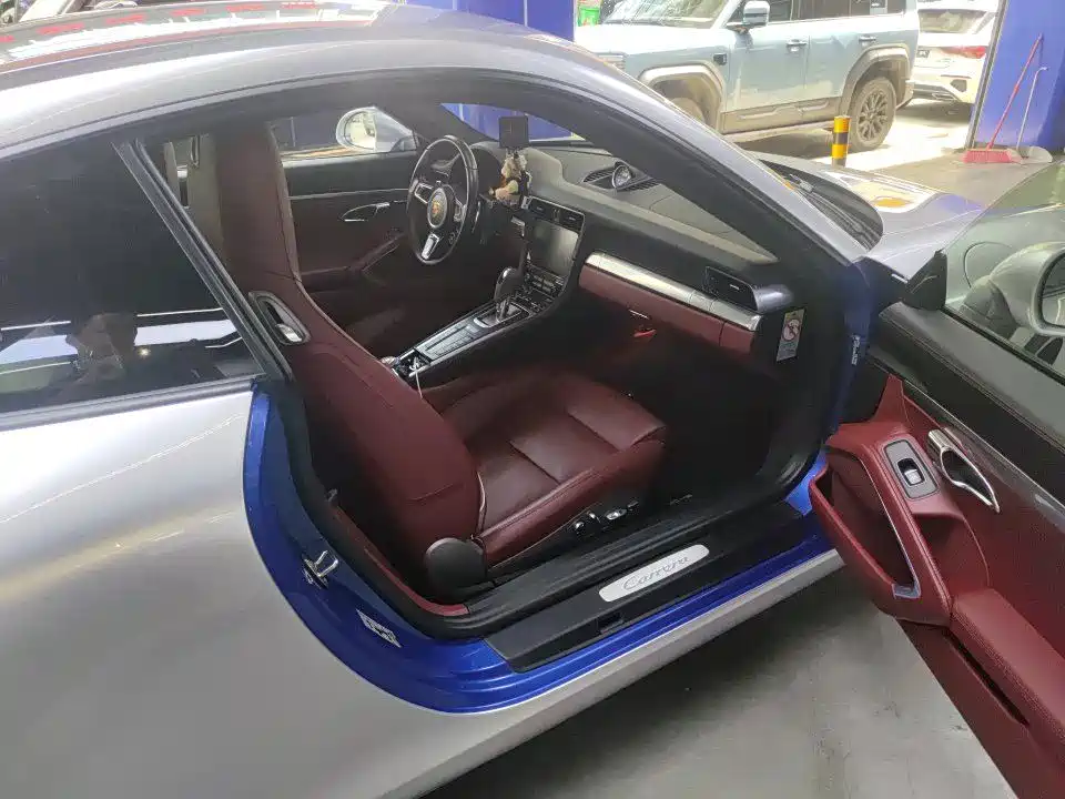 Porsche 911 — миниатюра 5