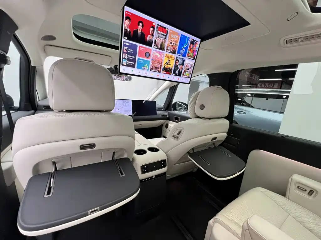 Li Auto Li MEGA — миниатюра 10