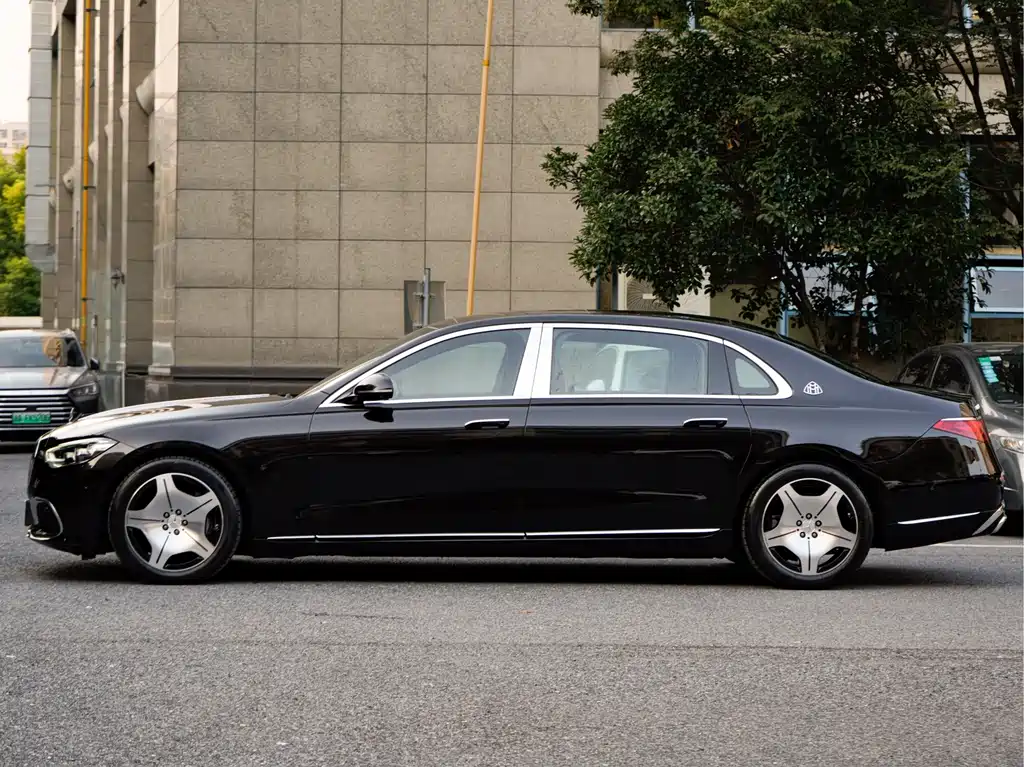 Mercedes-Benz S-Class — миниатюра 3