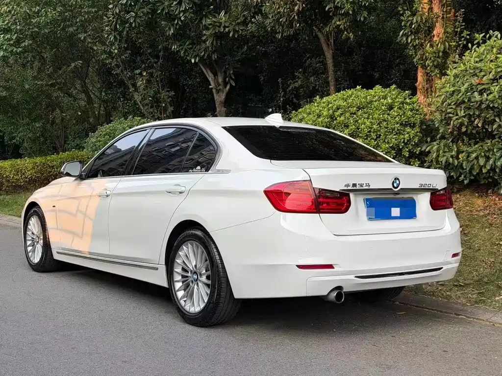 BMW 3 Series — миниатюра 4