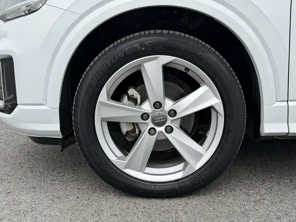 Audi Q2L — миниатюра 14
