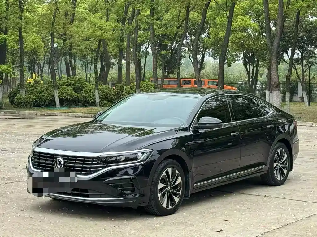 Volkswagen Passat 2023