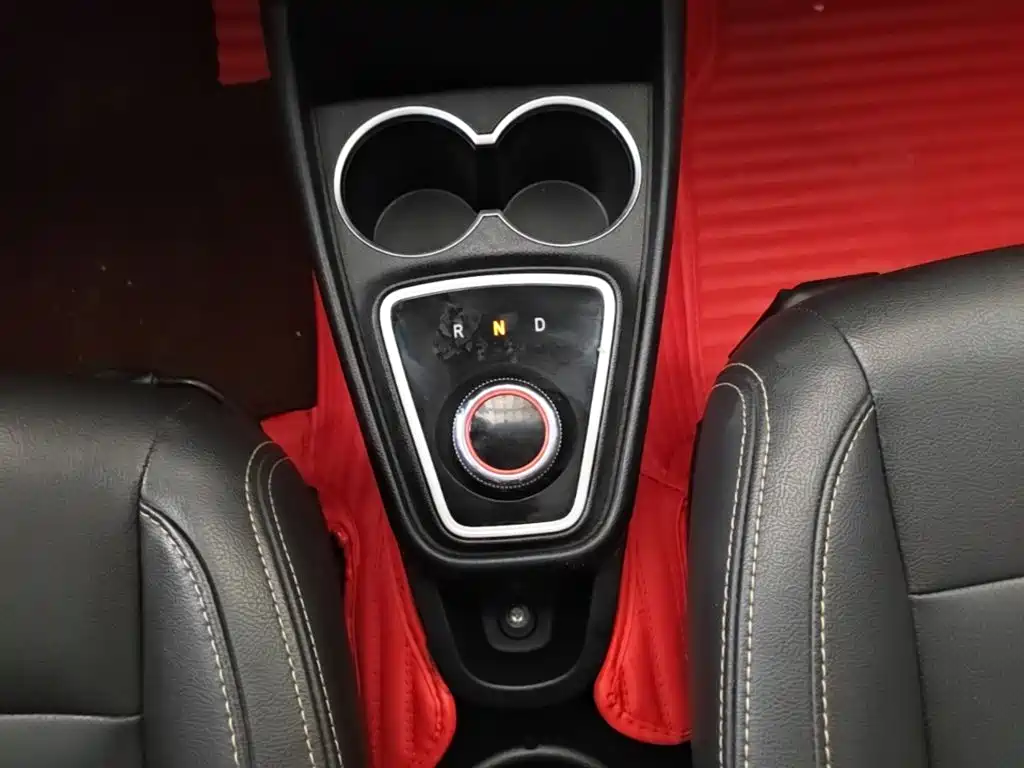 JAC JAC iEV6E — миниатюра 14