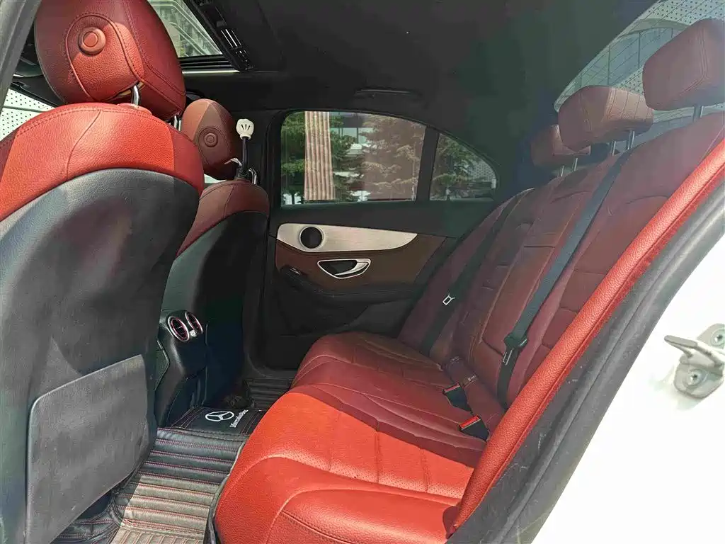 Mercedes-Benz C-Class — миниатюра 17
