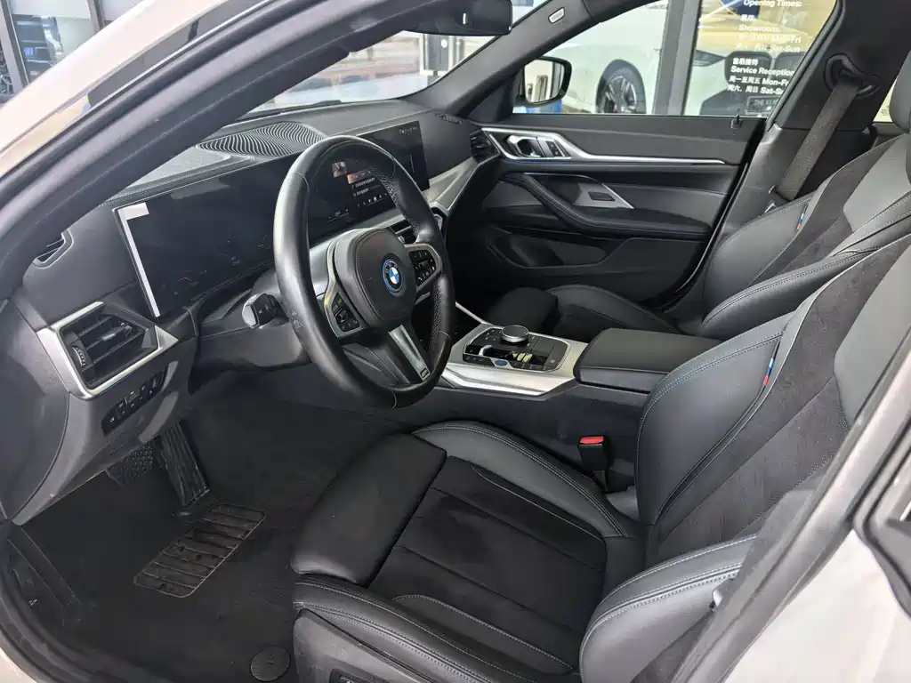 BMW i4 — миниатюра 4