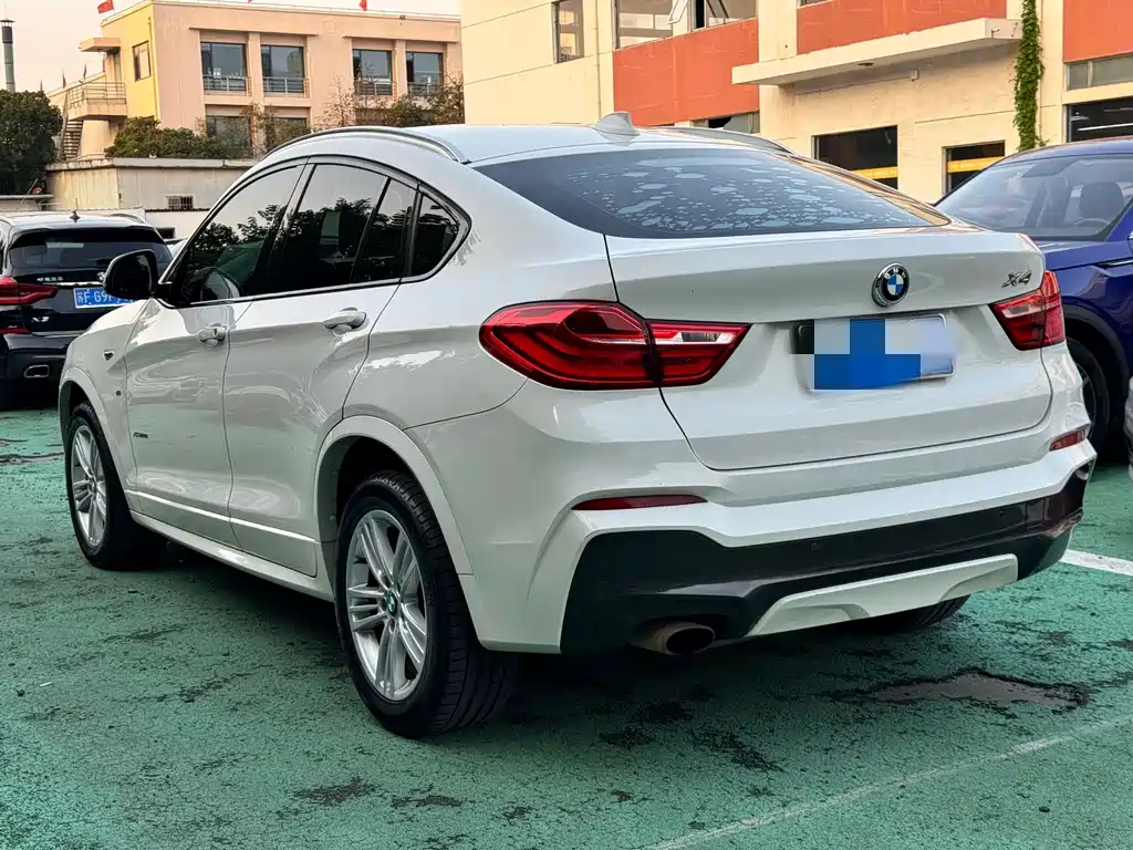 BMW X4 — миниатюра 5