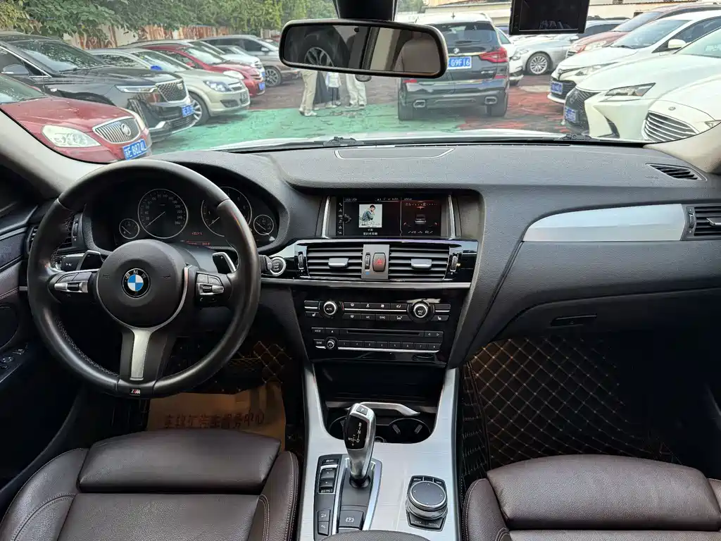 BMW X4 — миниатюра 10