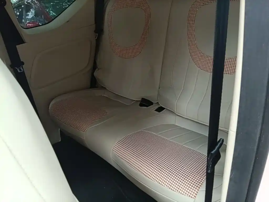 Wuling MINIEV — миниатюра 17
