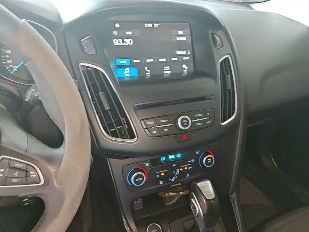 Ford Focus — миниатюра 13