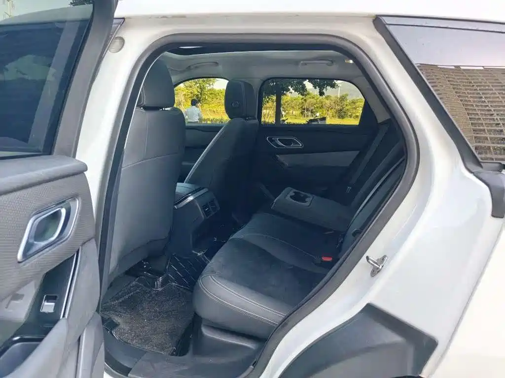 Land Rover Velar — миниатюра 7