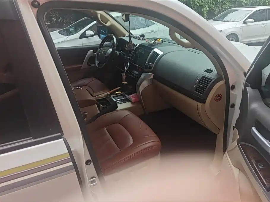 Toyota Land Cruiser 2015 4.0L V6