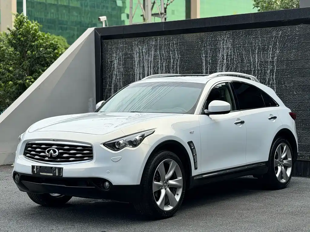 Infiniti FX