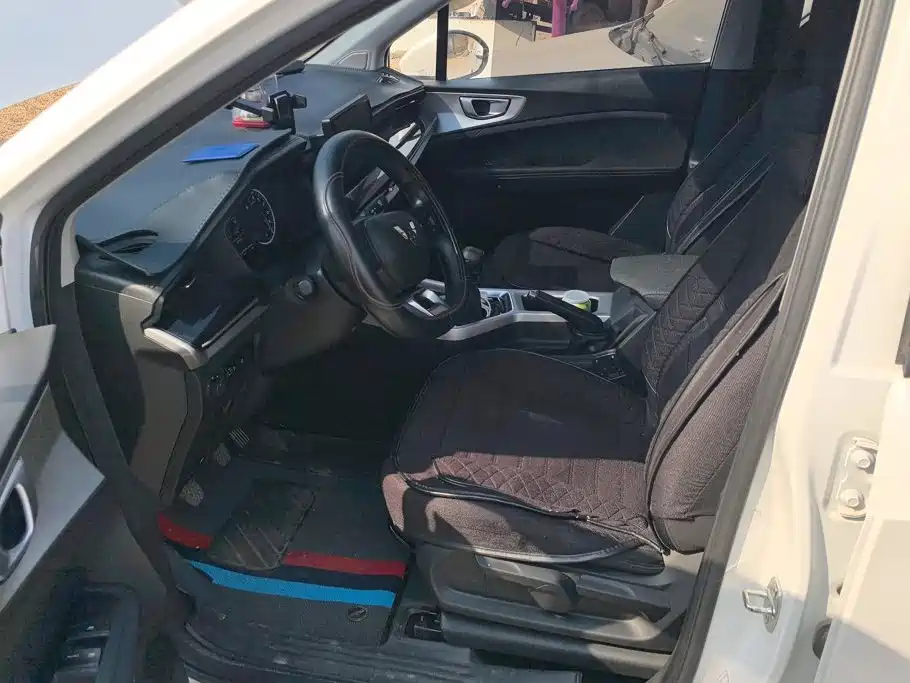 Wuling Jiachen — миниатюра 9