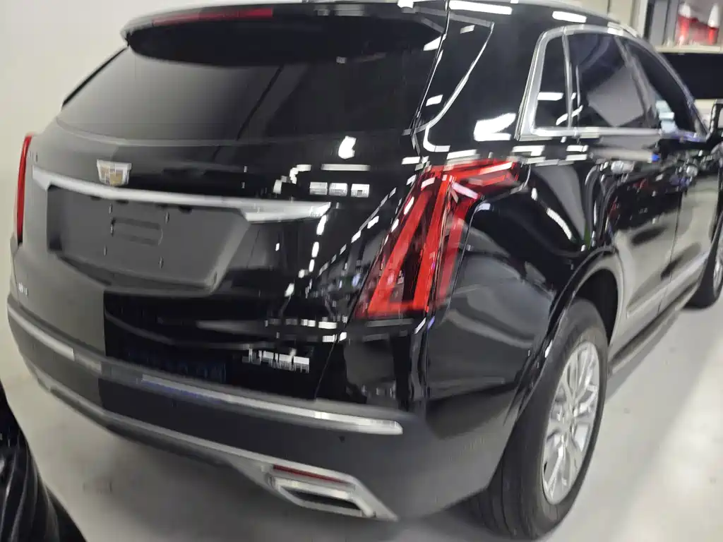 Cadillac XT5 — миниатюра 5