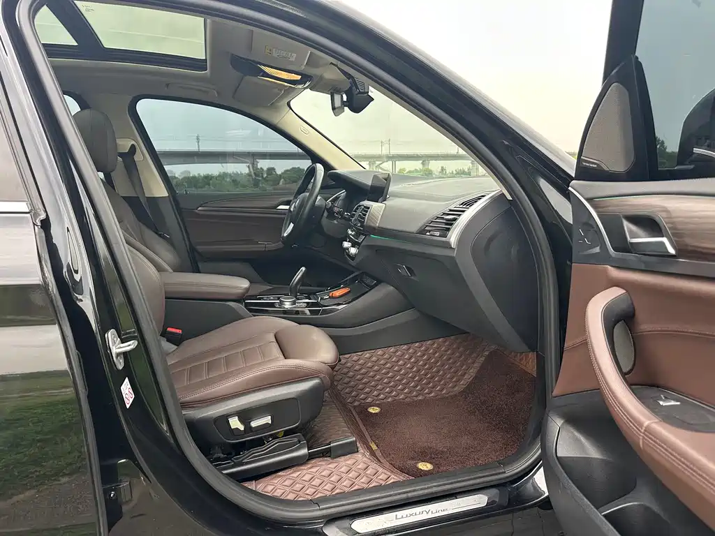 BMW X3 xDrive28i Luxury Package, фото 12