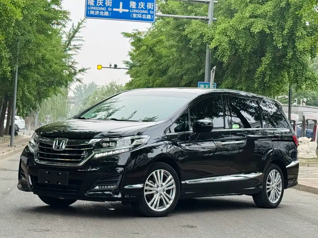 Honda Elysion 2017
