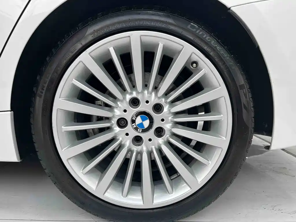BMW 3 Series — миниатюра 18