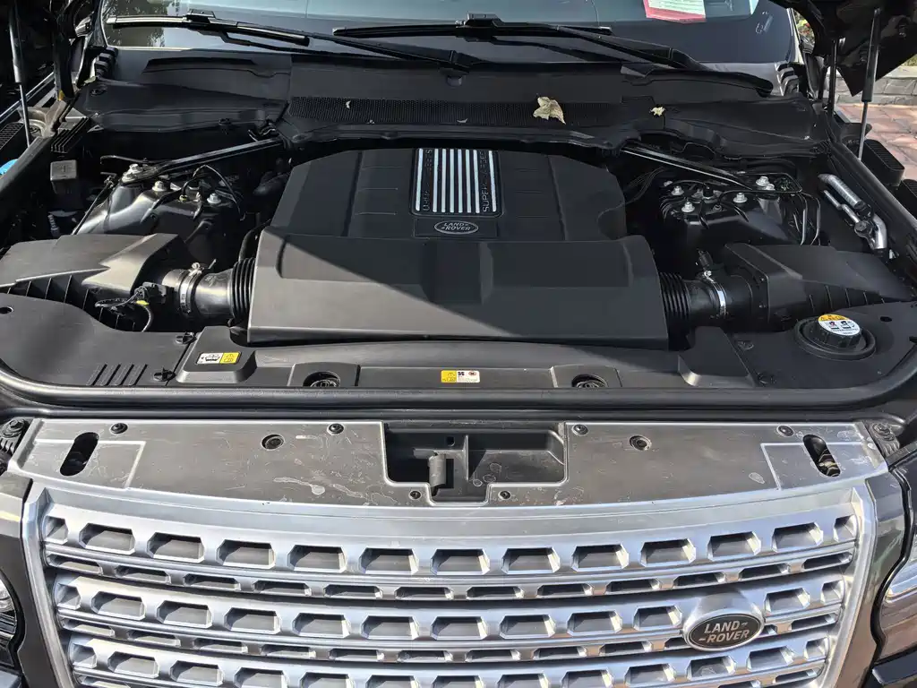 Land Rover Range Rover — миниатюра 22