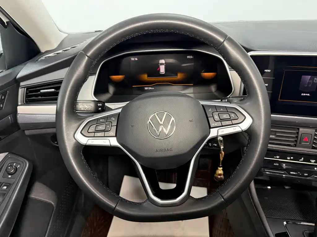 Volkswagen Bora — миниатюра 12