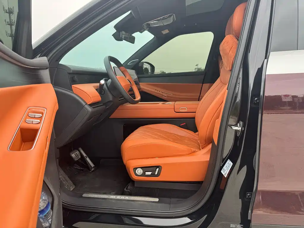 Volkswagen ID.ERA 9X — миниатюра 5