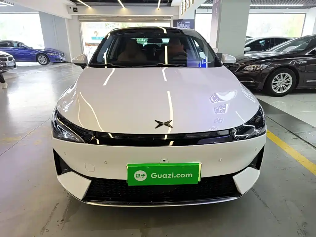 XPeng P5 — миниатюра 3