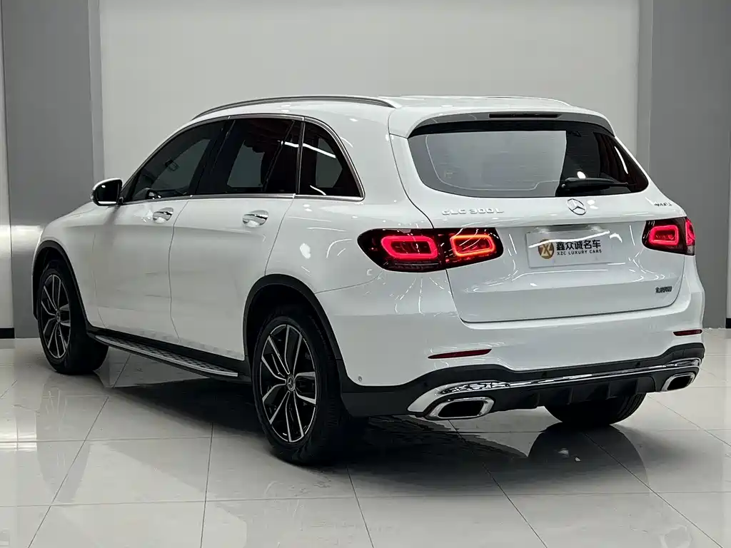 Mercedes-Benz GLC 2022 — фото 16