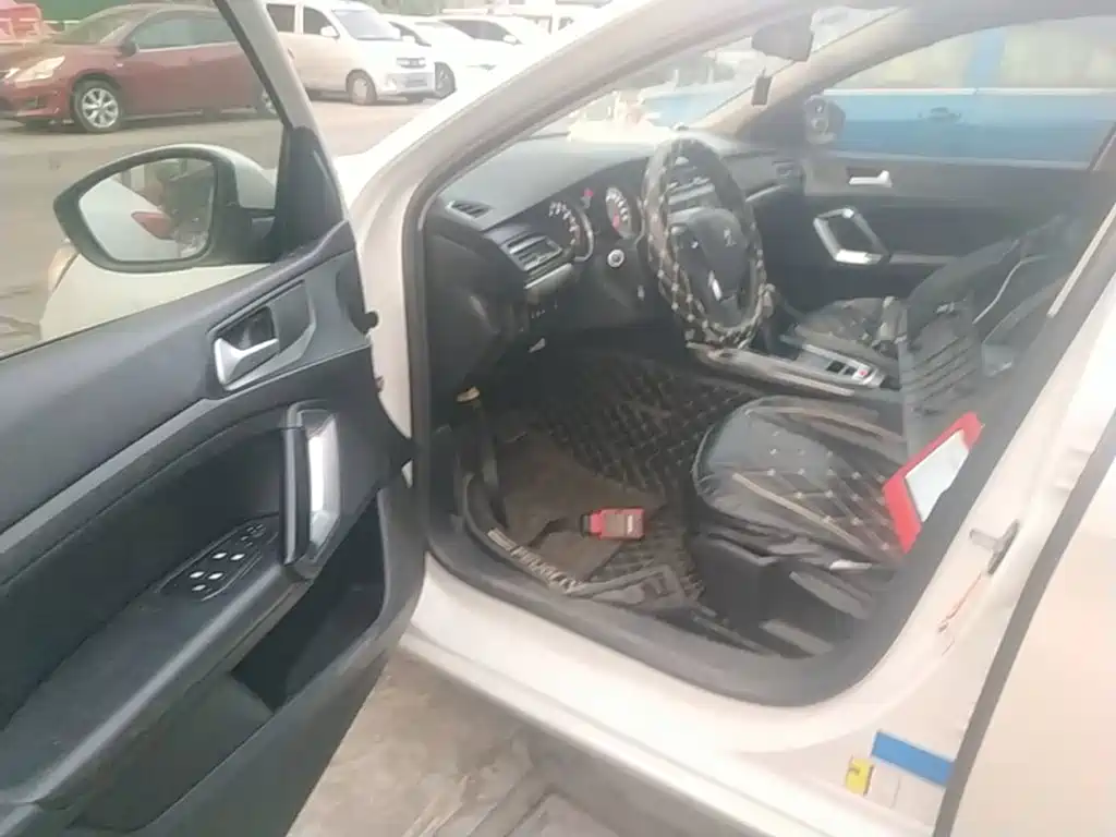 Peugeot 408 — миниатюра 16