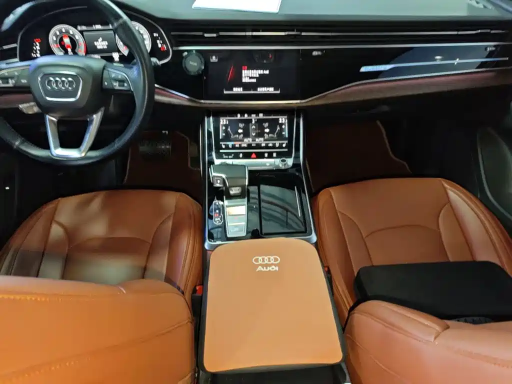 Audi Q7 — миниатюра 14