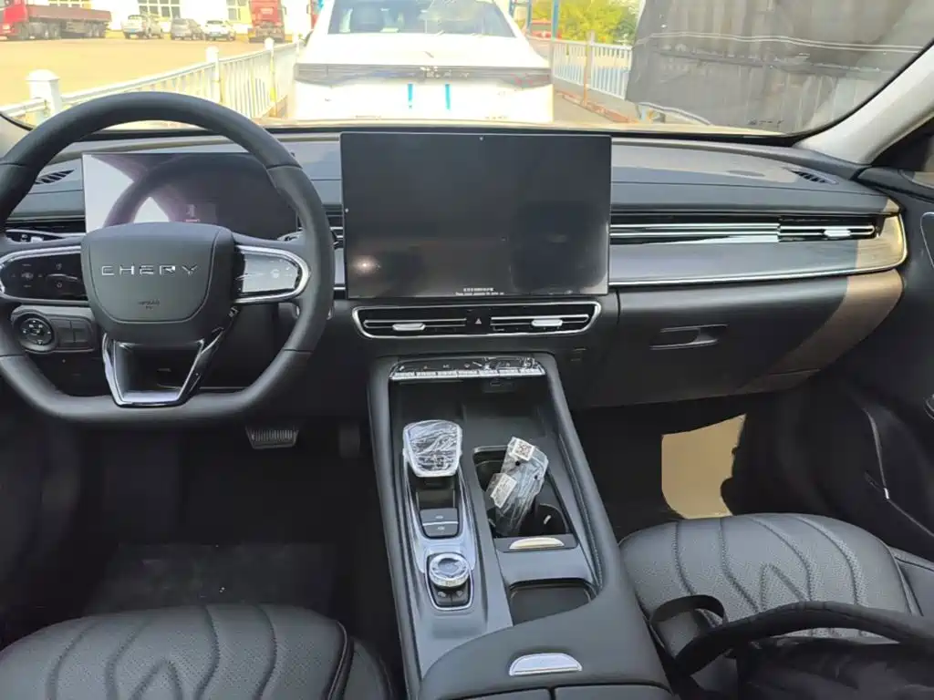 Chery Arrizo 8 PRO — миниатюра 10