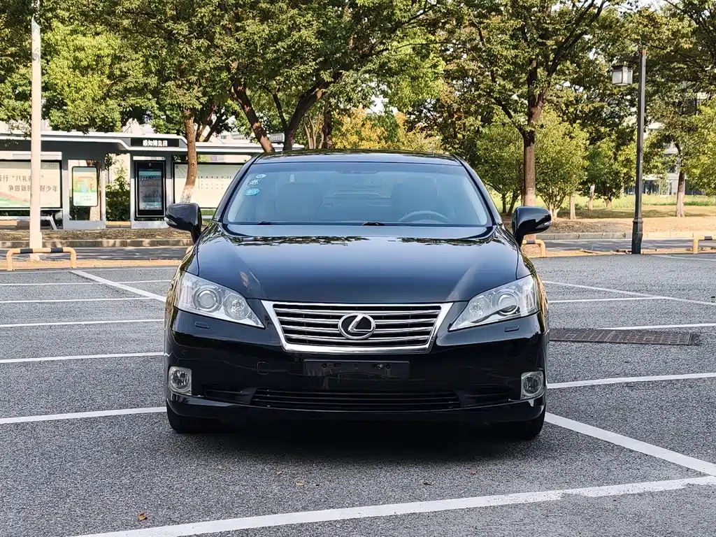 Lexus ES — миниатюра 2
