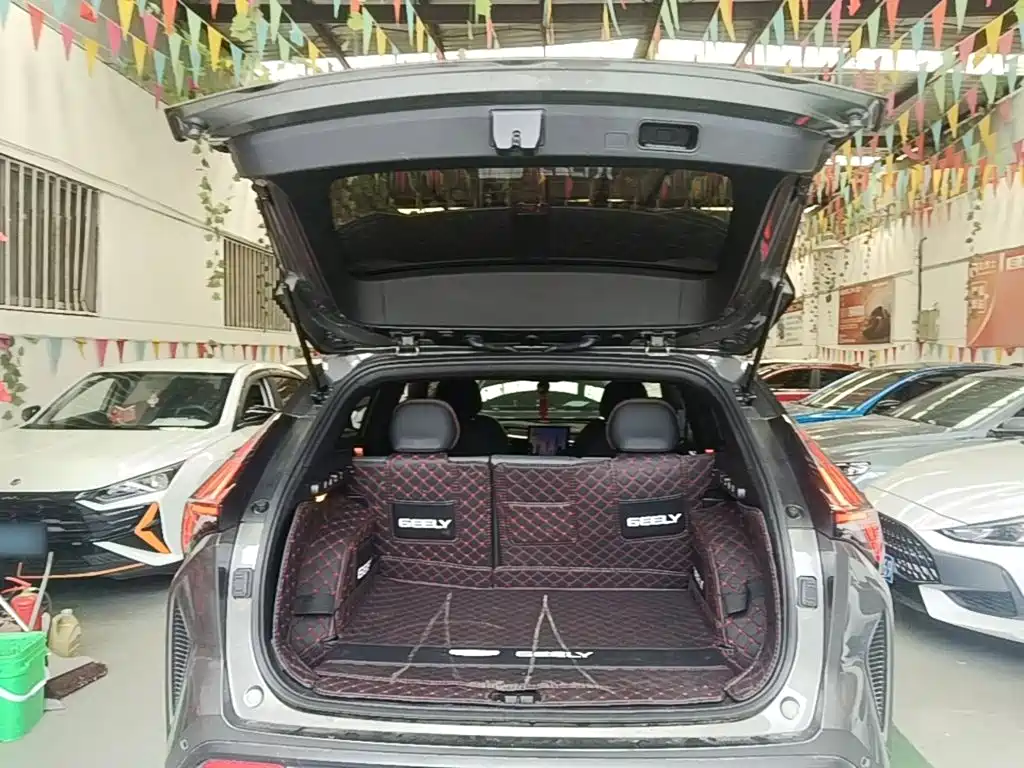 Geely Boyue — миниатюра 19
