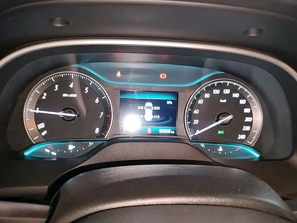 Buick Excelle — миниатюра 16