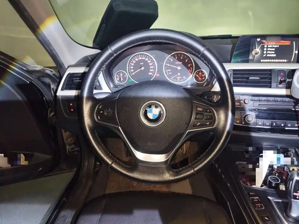 BMW 3 Series — миниатюра 3