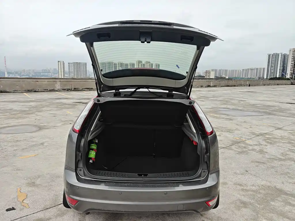Ford Focus — миниатюра 17