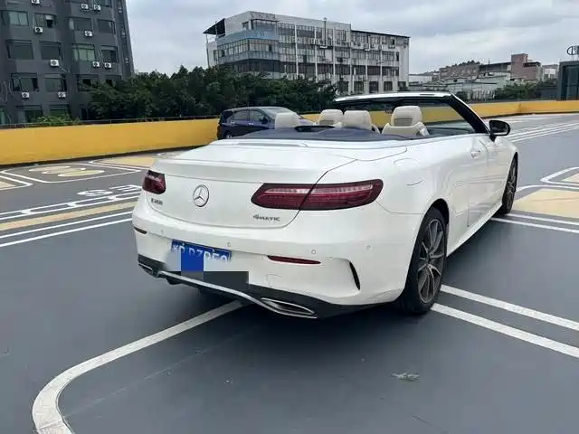 Mercedes-Benz E-Class (Import) — миниатюра 14