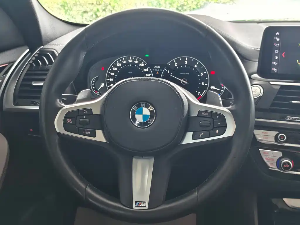 BMW X4 — миниатюра 15