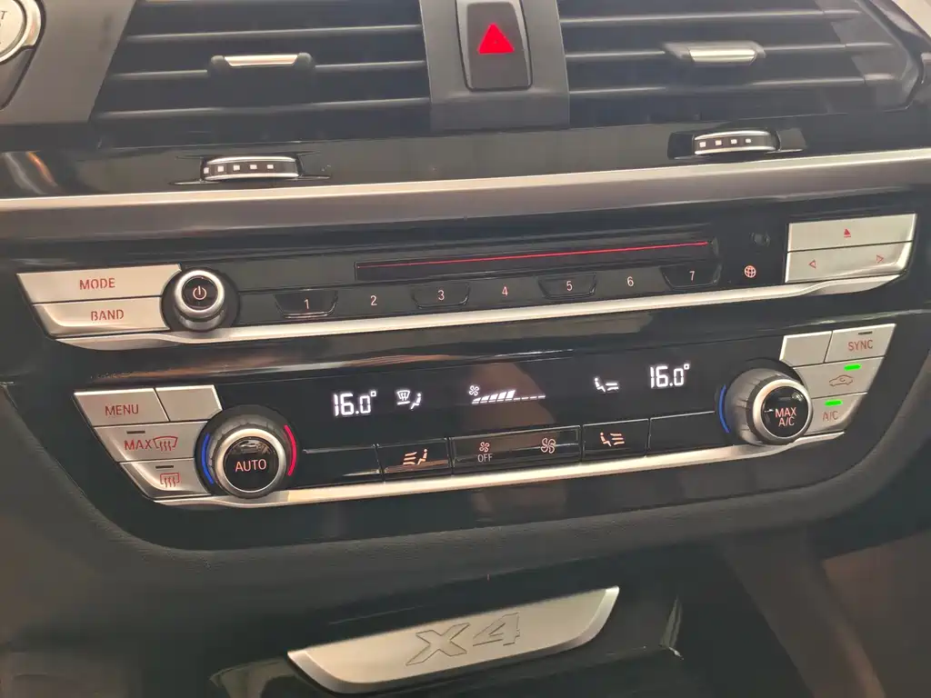BMW X4 — миниатюра 14