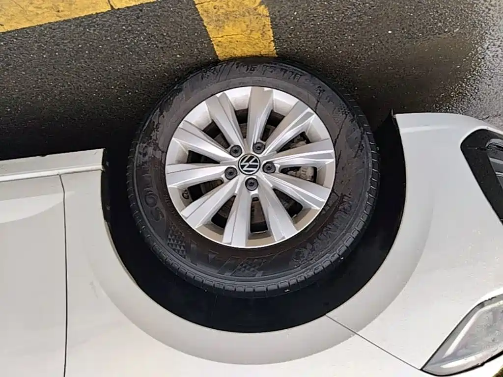 Volkswagen Lavida — миниатюра 23