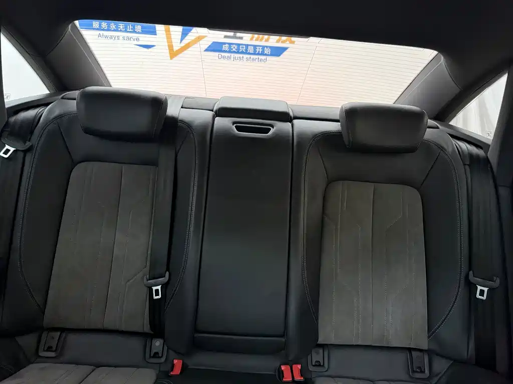 Audi A6L — миниатюра 8