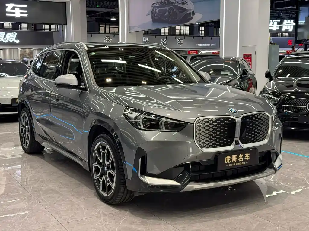 BMW iX1 — миниатюра 3