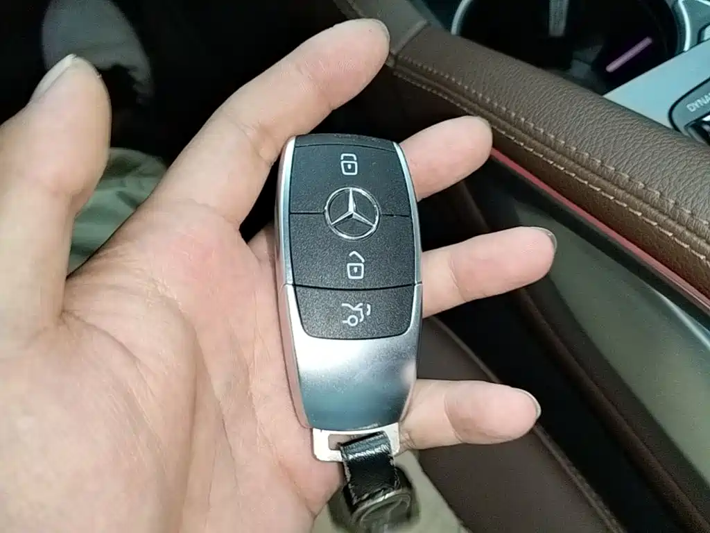 Mercedes-Benz GLE (Import) — миниатюра 9