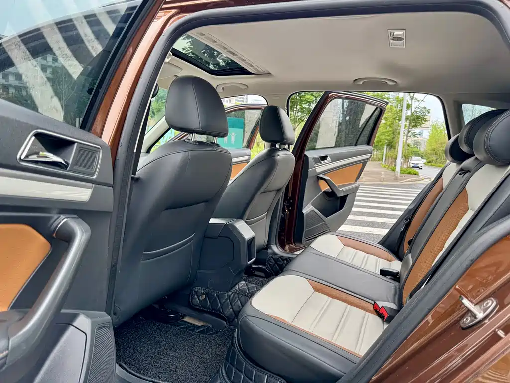 Volkswagen Cross Lavida — миниатюра 6